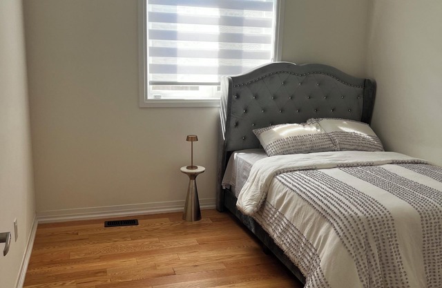 Private Room in Markham