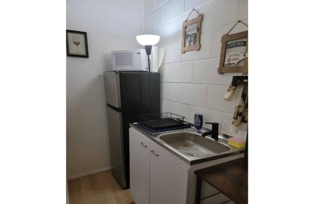 Private unit near Lake Whitney /pool /hot tub