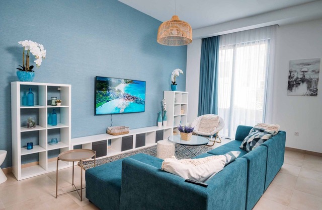 Private villa from 750 USD Sea 5 min Hayat Island, Marbella