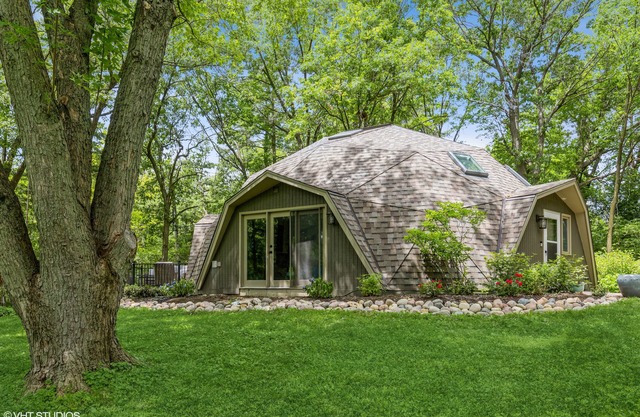 Professionally Sanitized - Dome Away From Home - Secluded Naperville Retreat