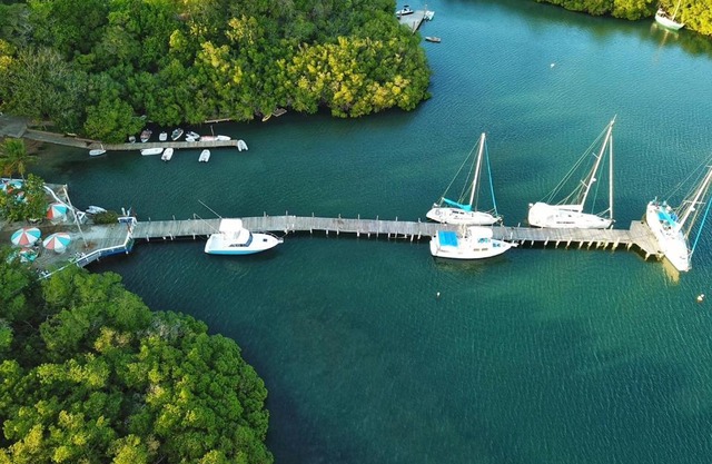 Puerto Blanco Marina & Hotel