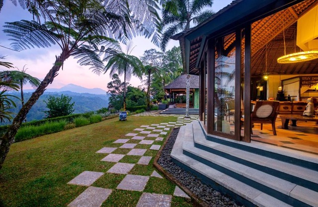 Puri Naga Toya Bali -Escape with Style for Families