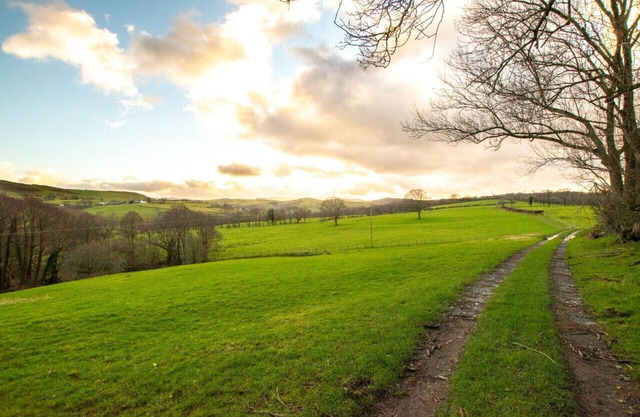 Pwllglas - Three Bedroom House, Sleeps 6