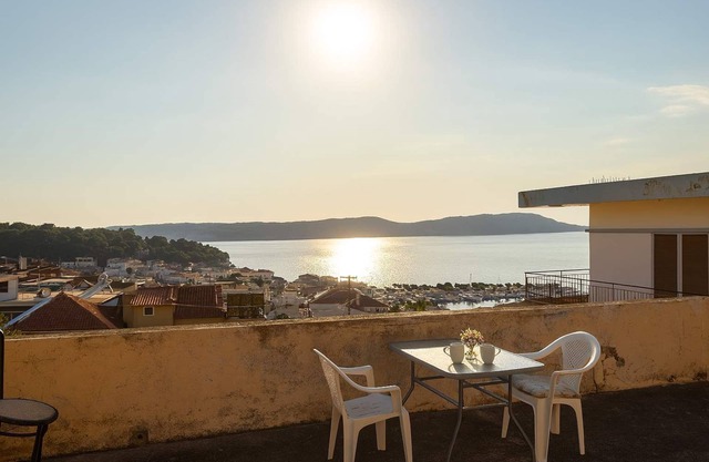 Pylos Sunset Retreat with Panoramic Sea Views