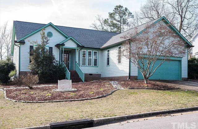 Quaint, Clean, Mobility-Friendly Comfortable Home close to Raleigh