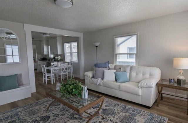 Quaint Murray Home in central valley, near mountains & IMC Hospital