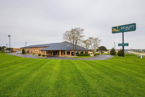 Quality Inn Waverly
