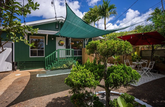 Quiet, 2bd/1bath with A/C in bedrooms, pet friendly