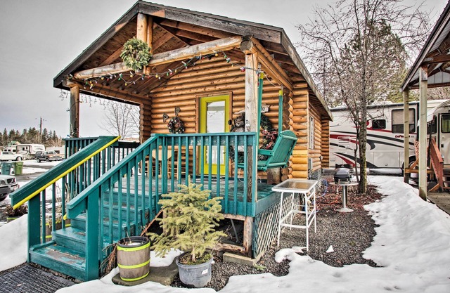 Quiet Couple's Retreat: Studio by Winchester Lake!