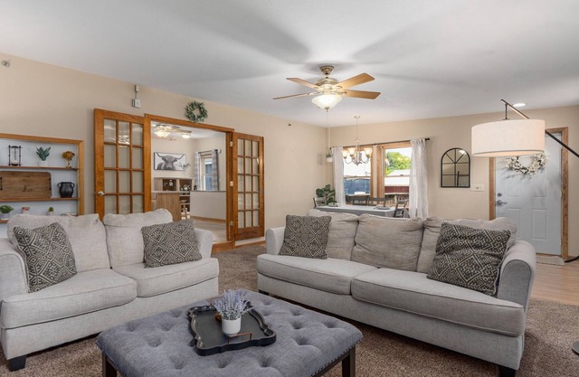 Raindrop Condo - Private Deck Near Beach