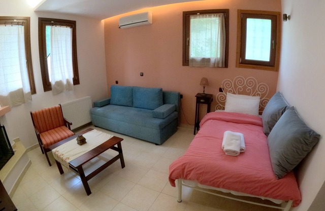 RASTONI B&B -A Place To Stay In Pelion