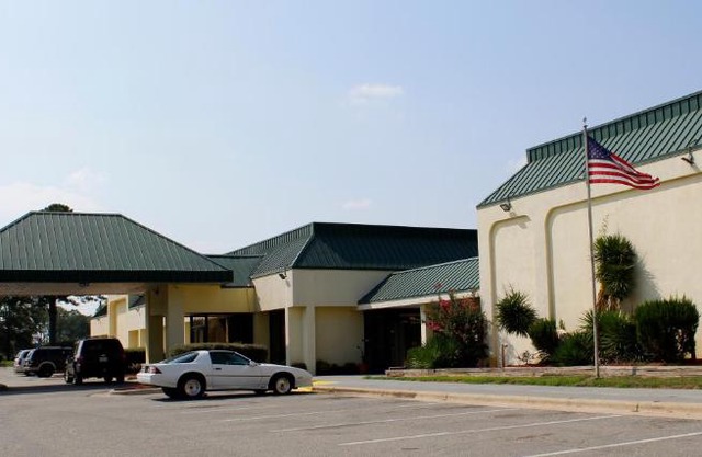 Red Carpet Inn Kinston