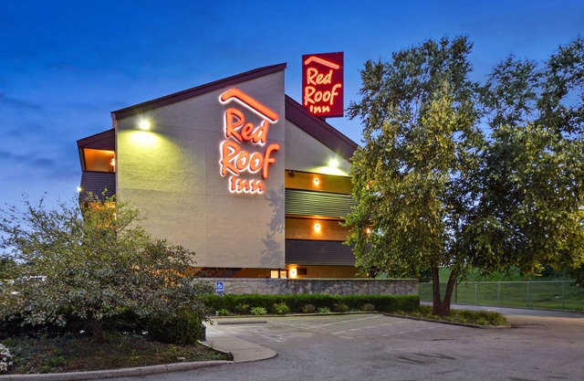 Red Roof Inn Louisville Expo Airport