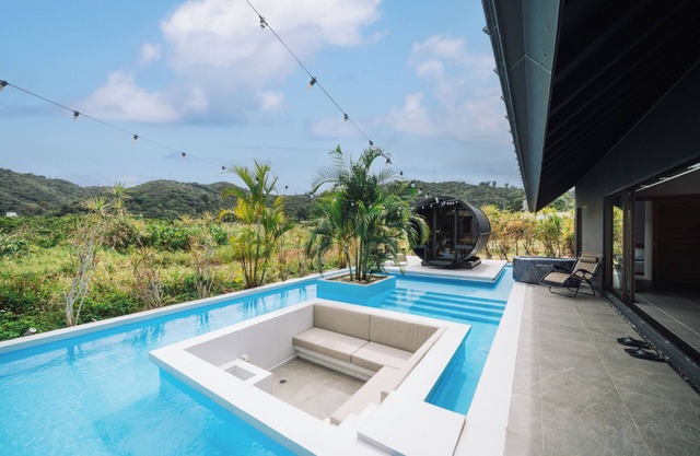 Reflexion Villas GLANZ
