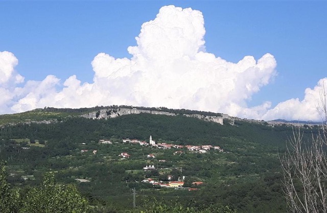 Relax in Črni Kal 2
