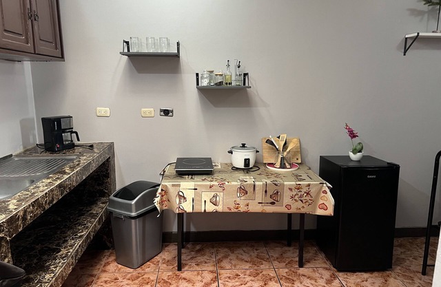 Relax in downtown Alajuela/5min near the Airport