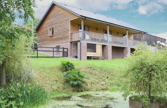 Relax in the private garden whilst spotting a variety of wildlife.