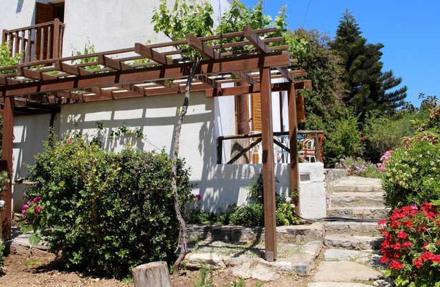 Relaxing in calm idyll with great sea view - holiday house Kalo Chorio, Crete