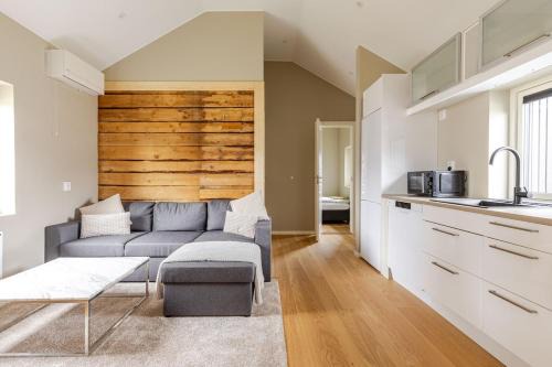 Relaxing Stay close to Nature and History