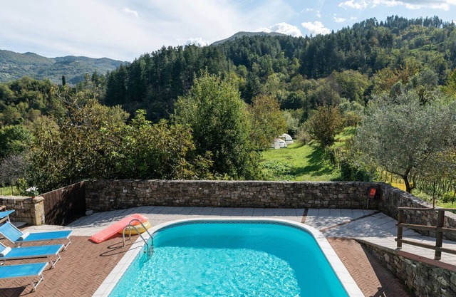 Relaxing Tuscan Home with WiFi
