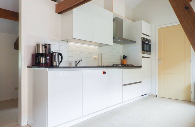 Renovated 6-person holiday home in Grijpskerke, rurally and centrally located