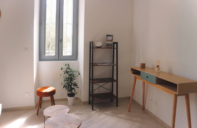 Renovated T2 apartment in the heart of Suze-la-Rousse