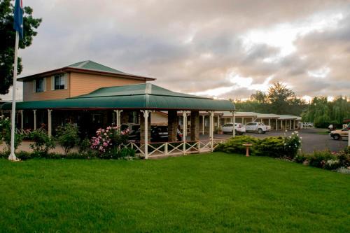 Rest Point Motor Inn