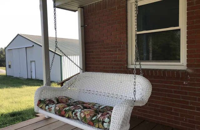 Retreat, Relax, Refresh in this cozy country home. Dixon Springs Cabins