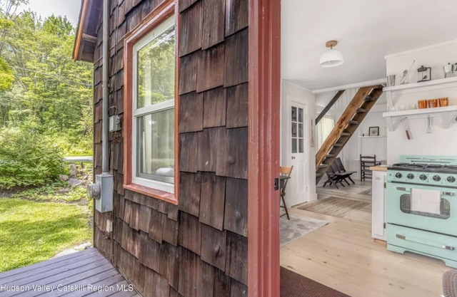 Retro Cottage in Accord