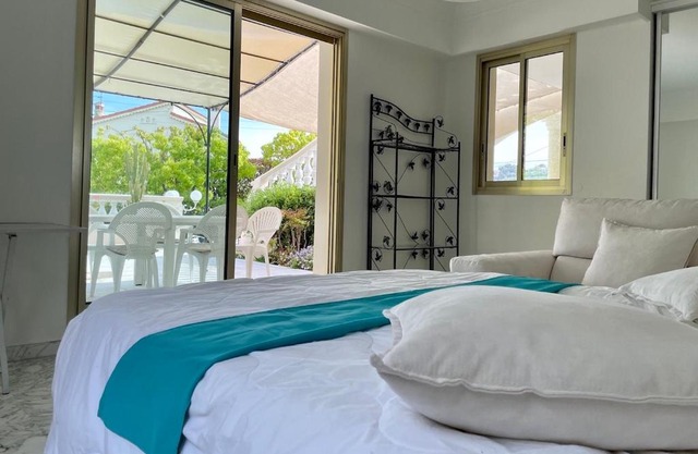 Rez de jardin de 65m2 dans villa à Nice