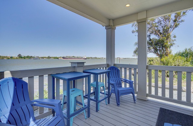 Riverfront Isleton Cottage < 1 Mi to Rio Vista!