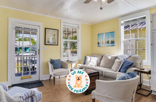 Robins Nest - Dog Friendly - Walk to Bay Center