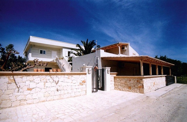 Rodanthi Residence Holiday Home
