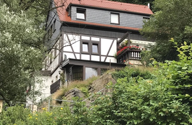 Romantic nest for breathing out
