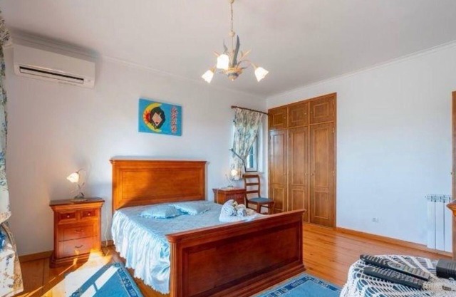 Room 'Quarto Água' with Mountain View, Wi-Fi and Air Conditioning