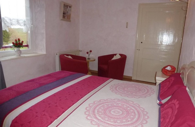Room with garden, Wi-Fi, lounge, games