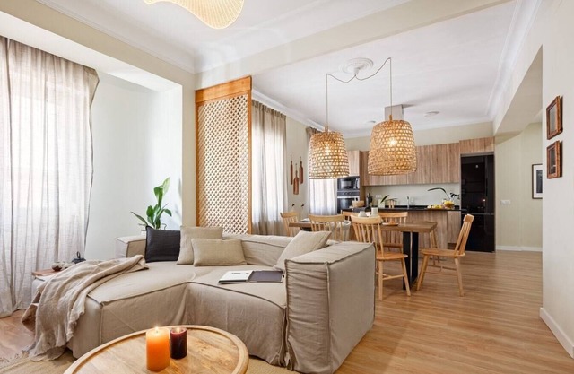 Rupat - 3 bedrooms in Trafalgar