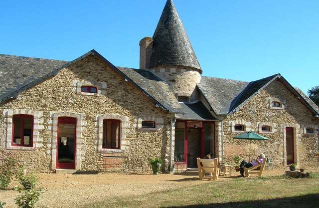 Rural cottage near the castle of Lutz