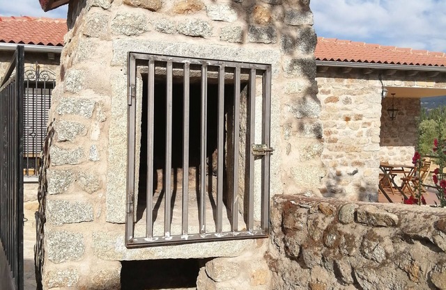RURAL HOUSE EL MIRADOR DEL CORNEJA