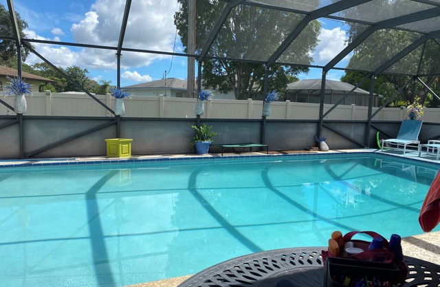 Rustic Elegance- Private Heated Salt pool, 2 bed, 2 bath, Fenced & Pet friendly