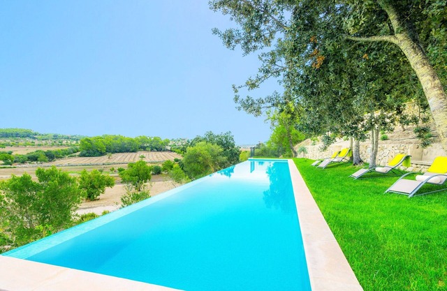 SA SERRA - Traditional Majorcan stone house with private pool and amazing views. Free WiFi