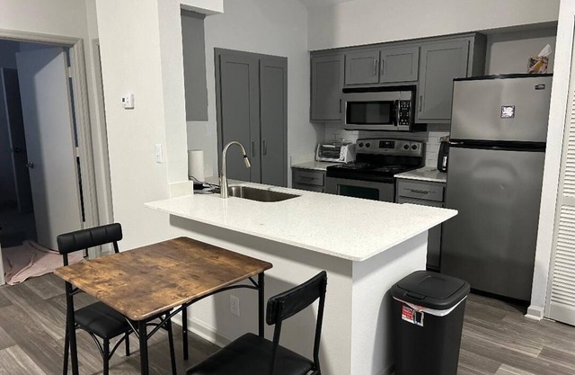 Safe Nashville suburb. Minutes off I-24. Quiet, clean, kitchen, laundry.