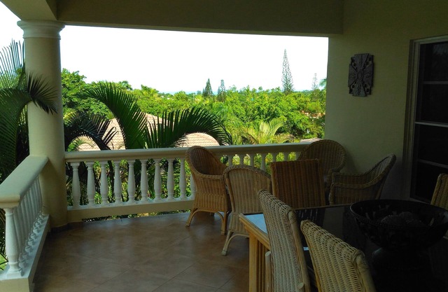 SALSA 4 bedroom villa with private pool
