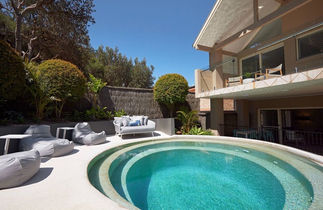 Santai - Ocean Views, newly renovated, 12 guests