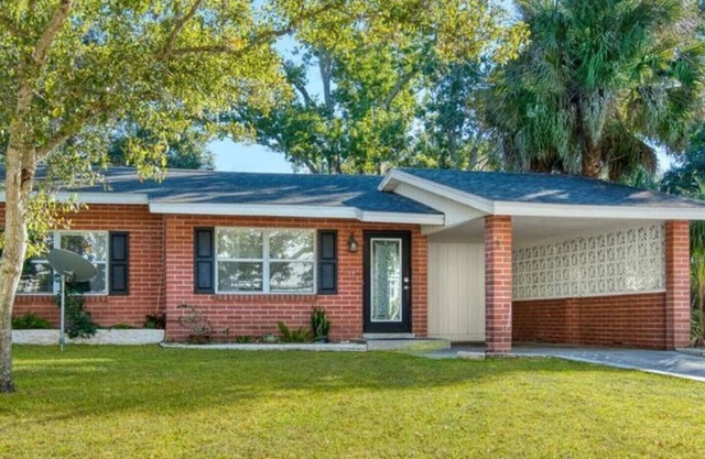 Sarasota-Indian Beach Zen Home (private-pet friendly)