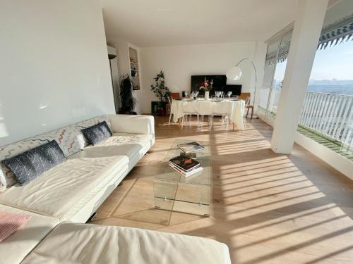 SCENERY - Eiffel Tower Seine View Paris 360 rooftop 3 Rooms Chic