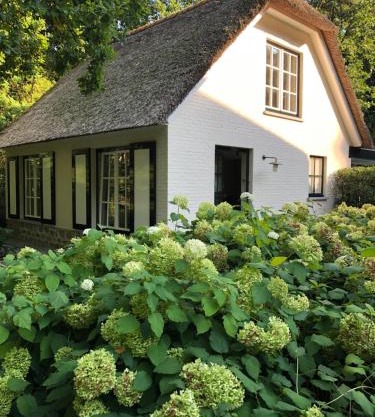 Schilde Cottage
