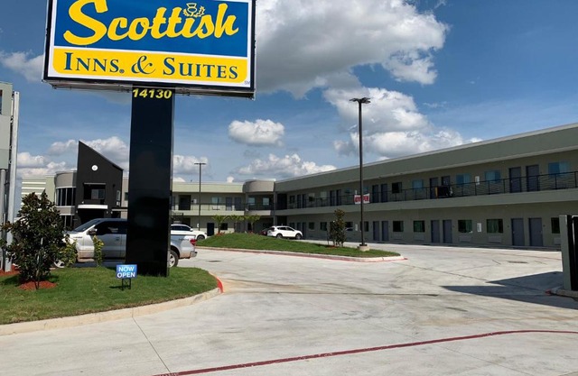 Scottish Inns and Suites Scarsdale