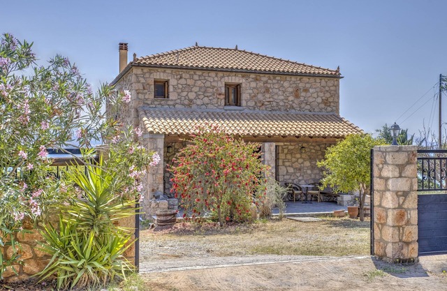 Sea Front Stone Villa near Monemvasia