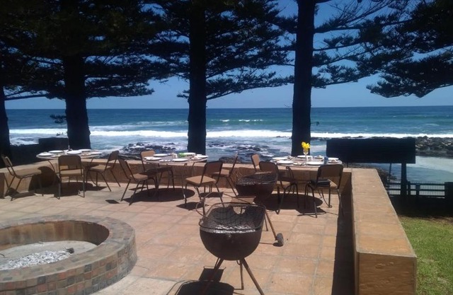 Sea Otters Lodge